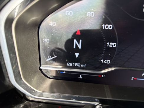 Certified 2025 GMC Sierra 2500 SLT w/ SLT Premium Package image 17