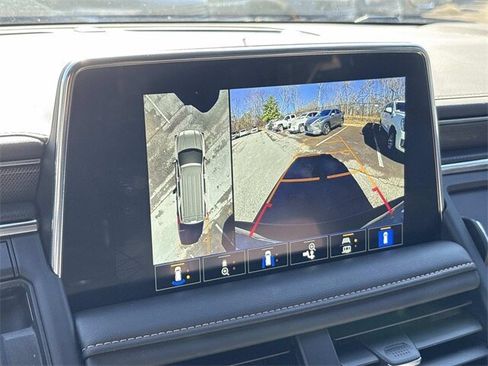 Used 2024 GMC Yukon AT4 w/ Technology Package image 34