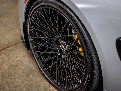 Used 2025 Mercedes-Benz AMG GT 63 image 19