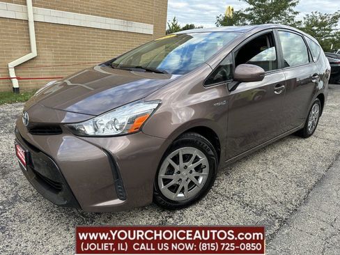 Used 2015 Toyota Prius V Three image 1