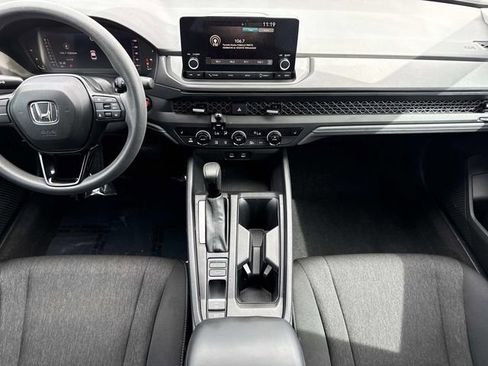 Certified 2023 Honda Accord EX image 14