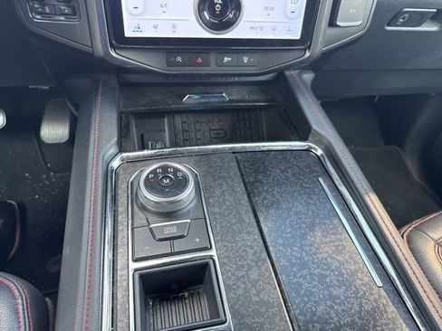 Used 2024 Ford Expedition Max Limited RWD image 24