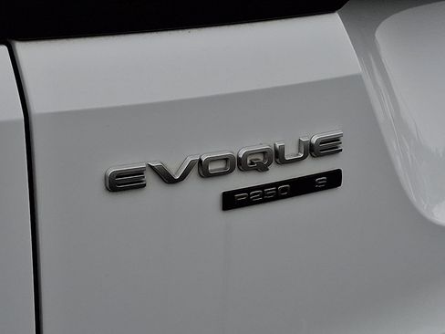 Used 2020 Land Rover Range Rover Evoque S AWD/4WD image 31