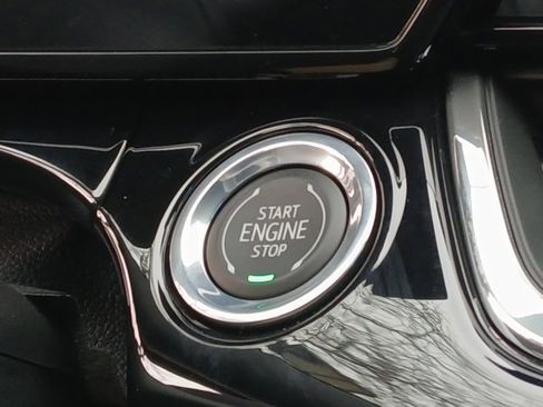 New 2026 Chevrolet Trax RS w/ Driver Confidence Package FWD image 16