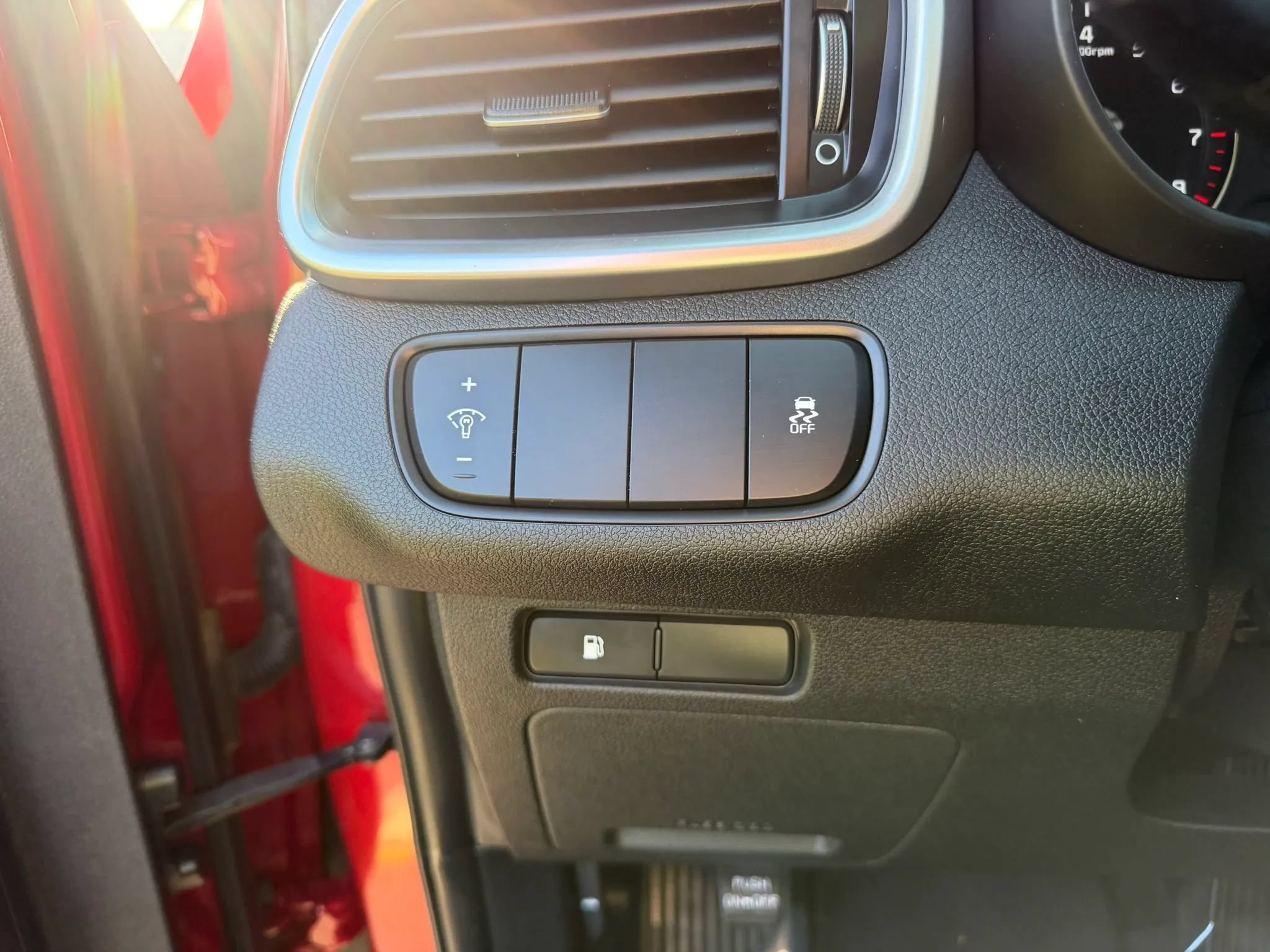 Used 2017 Kia Sorento FWD w/ LX Convenience Package image 24