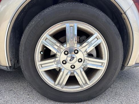 Used 2008 Ford Taurus X Eddie Bauer FWD image 30