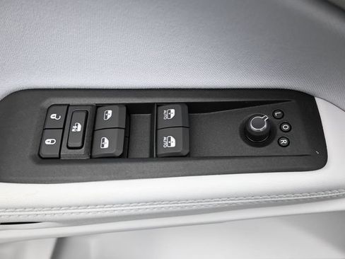 New 2026 Jeep Cherokee Laredo AWD/4WD image 13