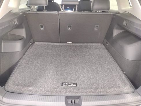 New 2026 Volkswagen Tiguan SE image 14