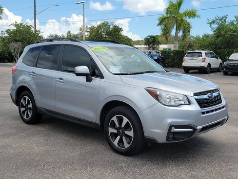 Used 2018 Subaru Forester 2.5i Premium AWD/4WD image 2