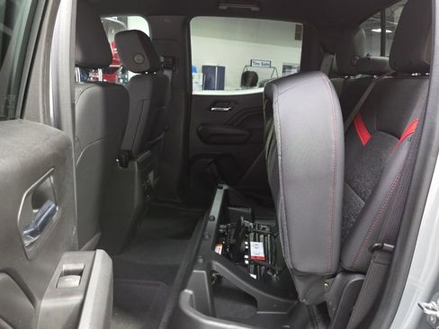 Used 2024 Chevrolet Colorado Z71 w/ Z71 Convenience Package 2 image 37