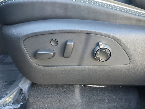 New 2026 GMC Acadia Denali Ultimate image 15