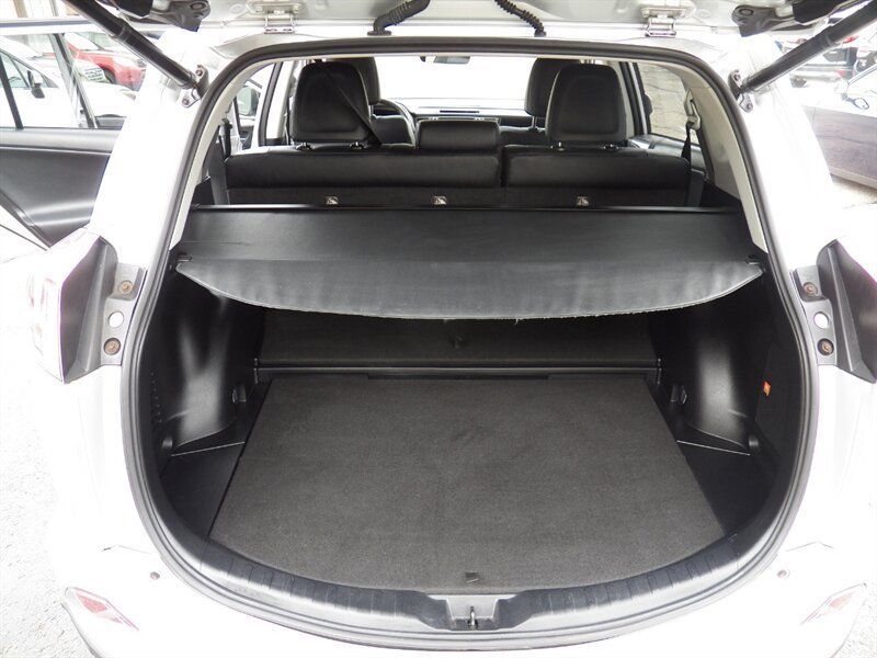 Used 2016 Toyota RAV4 Limited w/ Advanced Technology Package AWD/4WD image 12