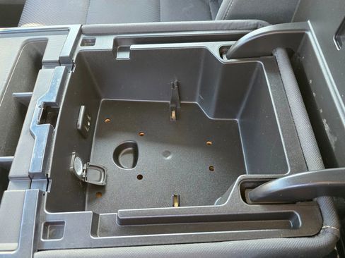 Used 2018 GMC Sierra 1500 2WD Regular Cab image 30