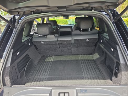 Certified 2024 Land Rover Range Rover SV AWD/4WD image 12