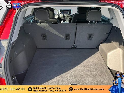 Used 2023 GMC Terrain SLE w/ Elevation Edition AWD/4WD image 25