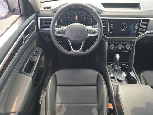 Certified 2023 Volkswagen Atlas SE w/ Black Wheel Package AWD/4WD image 21
