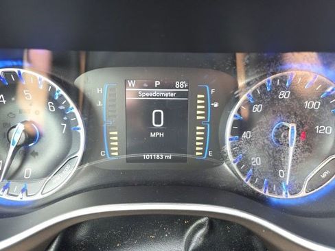 Certified 2019 Chrysler Pacifica Touring Plus w/ Tire & Wheel Group FWD image 23