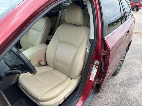 Used 2016 Subaru Outback 2.5i Limited AWD/4WD image 11