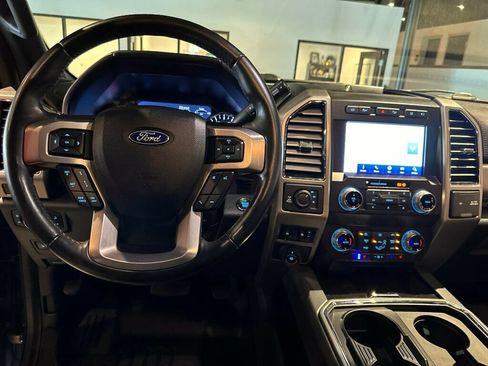 Used 2020 Ford F250 Platinum w/ FX4 Off-Road Package AWD/4WD image 17