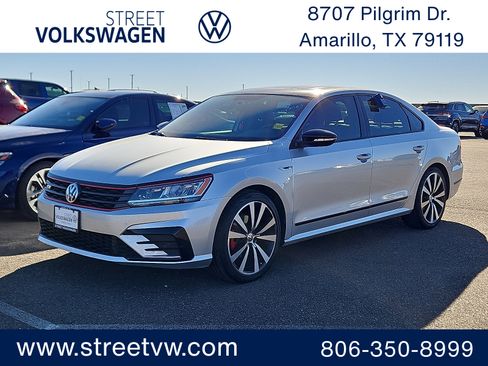 Used 2018 Volkswagen Passat 3.6 image 1