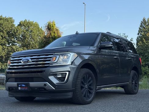 Used 2019 Ford Expedition Limited w/ Equipment Group 301A AWD/4WD image 1