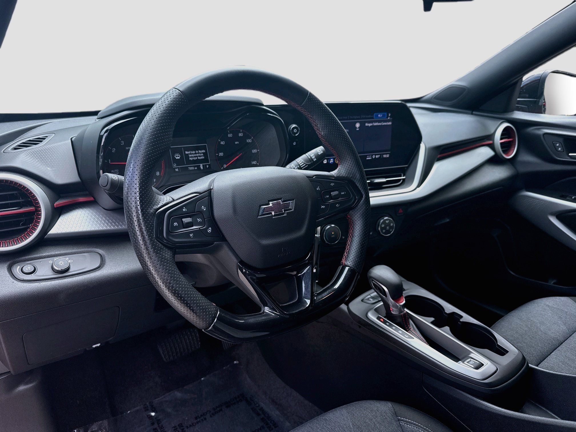 Used 2024 Chevrolet Trax RS w/ Driver Confidence Package FWD image 7
