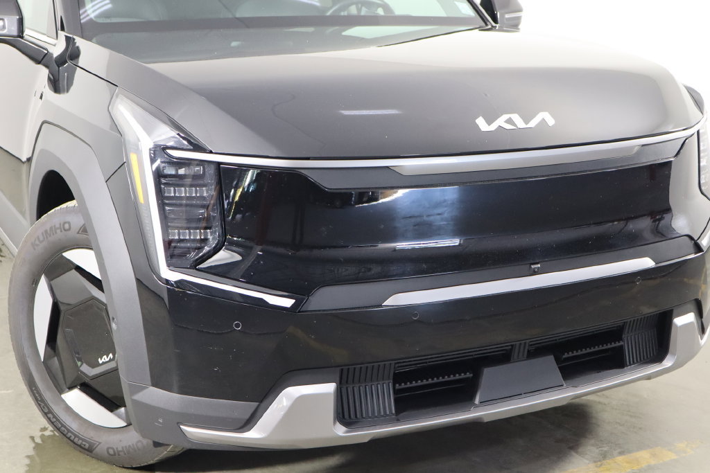 Used 2026 Kia EV9 Wind AWD/4WD image 48