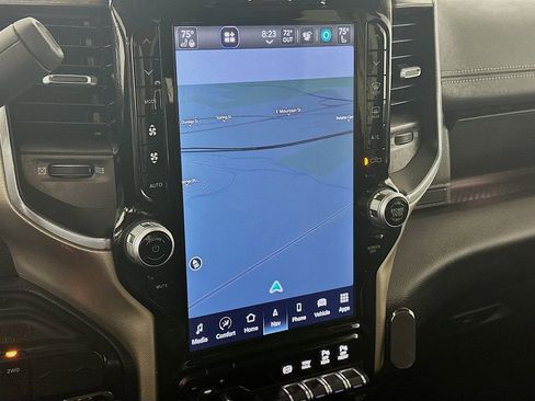 Used 2024 RAM 2500 Laramie image 19