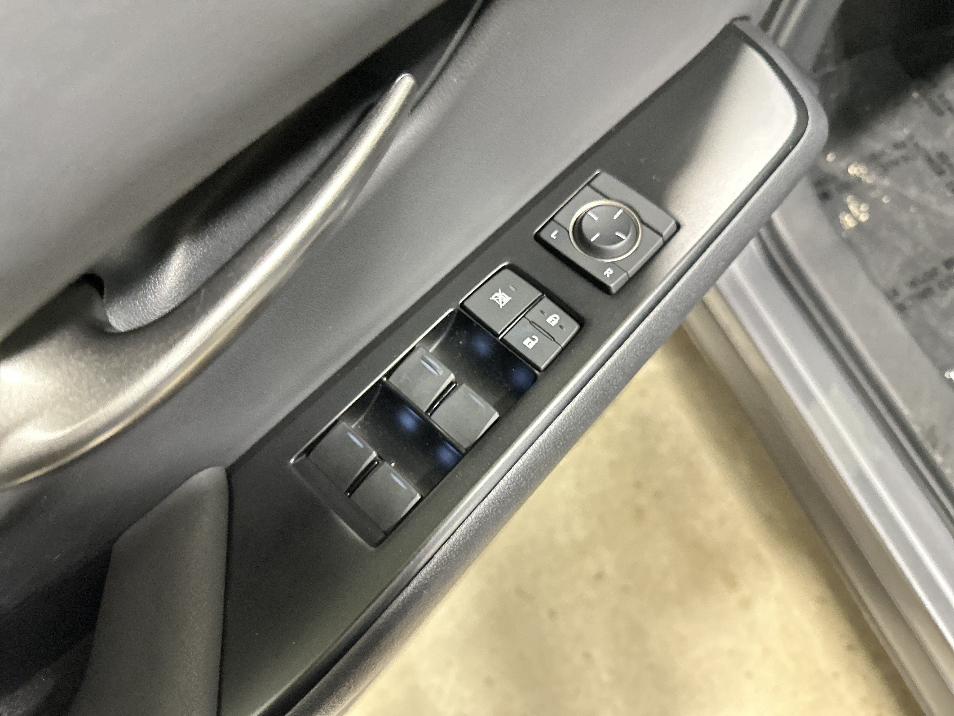 Certified 2021 Lexus UX 250h w/ Premium Package AWD/4WD image 15