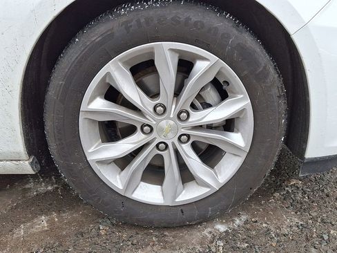 Used 2019 Chevrolet Malibu LT image 9