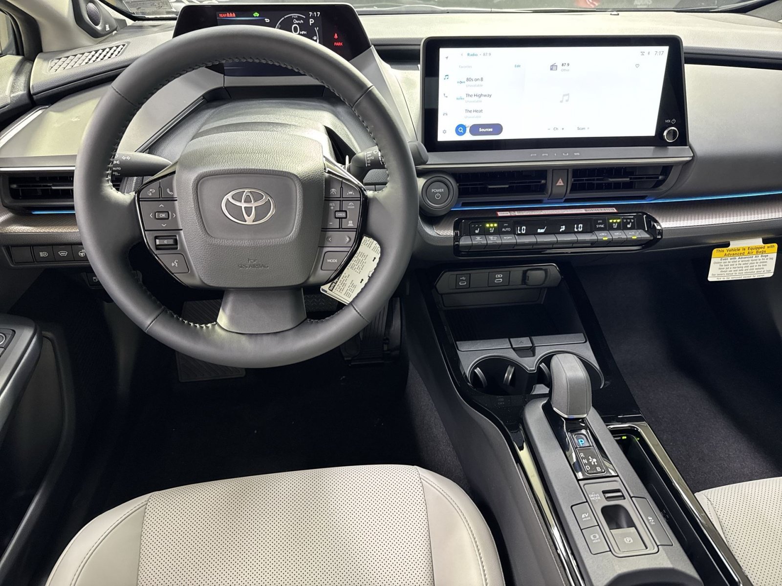 New 2027 Toyota Prius Limited w/ Limited Premium Package AWD/4WD image 31