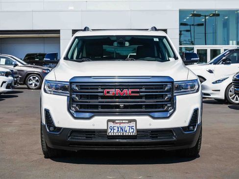 Used 2023 GMC Acadia AT4 w/ Technology Package image 2