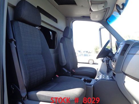 Used 2014 Mercedes-Benz Sprinter 2500 image 24