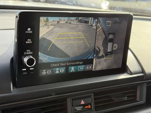 Certified 2024 Honda Pilot TrailSport image 15