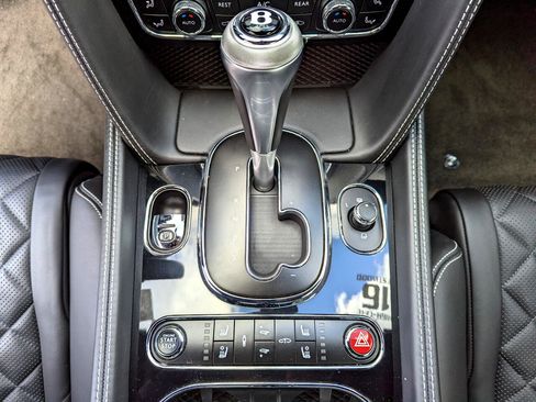 Used 2016 Bentley Continental GT image 25