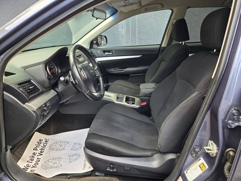 Used 2013 Subaru Outback 2.5i Premium w/ All-Weather Pkg AWD/4WD image 7