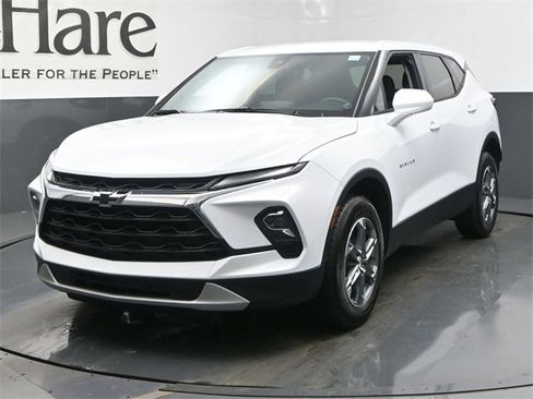 New 2025 Chevrolet Blazer LT w/ LPO, Floor Liner Package image 7