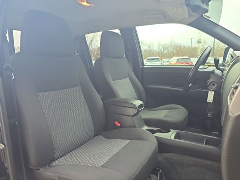 Used 2011 Chevrolet Colorado LT image 22