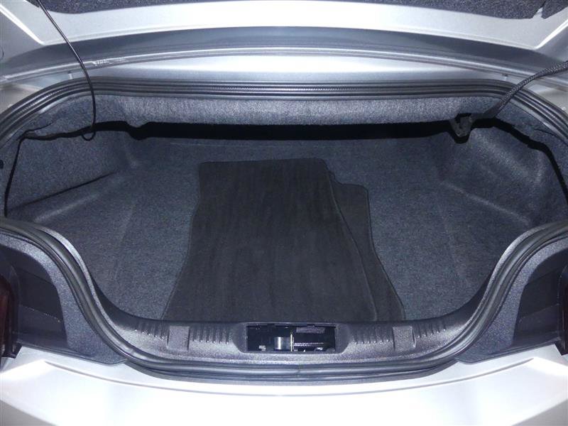 Used 2025 Ford Mustang Premium RWD image 30