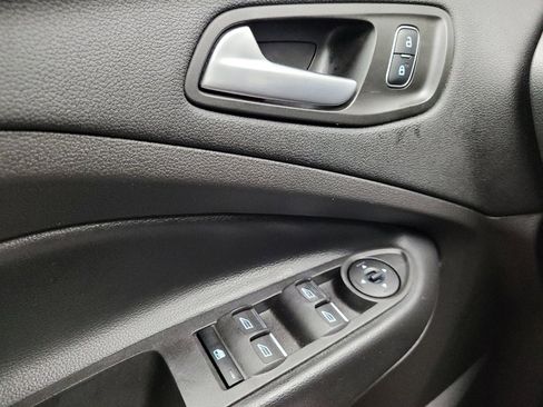 Used 2019 Ford Escape SE AWD/4WD image 27