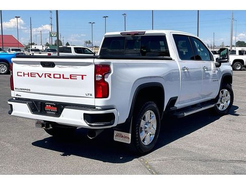 Used 2021 Chevrolet Silverado 3500 LTZ w/ Z71 Chrome Sport Edition AWD/4WD image 15