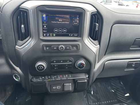 Certified 2023 Chevrolet Silverado 1500 Custom image 14