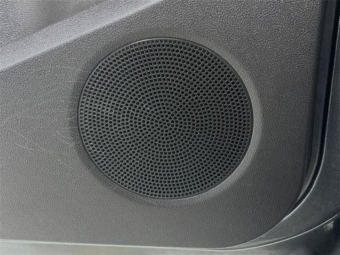 Used 2017 Ford Escape SE w/ Equipment Group 201A image 19