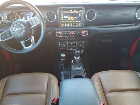 Used 2021 Jeep Wrangler Unlimited Sahara w/ Cold Weather Group image 11