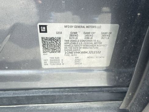 Certified 2019 Chevrolet Traverse LT w/ LT Premium Package AWD/4WD image 35