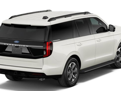 New 2027 Ford Expedition Active RWD image 26
