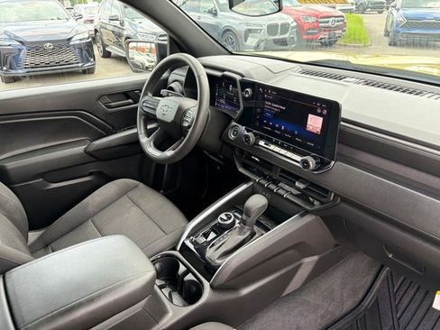 Used 2023 Chevrolet Colorado Trail Boss w/ LPO, Dark Essentials Package AWD/4WD image 4