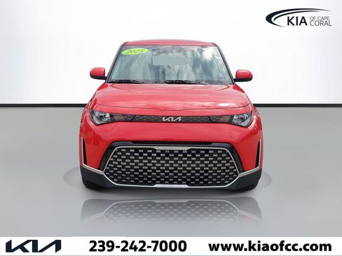 Used 2025 Kia Soul EX FWD image 2