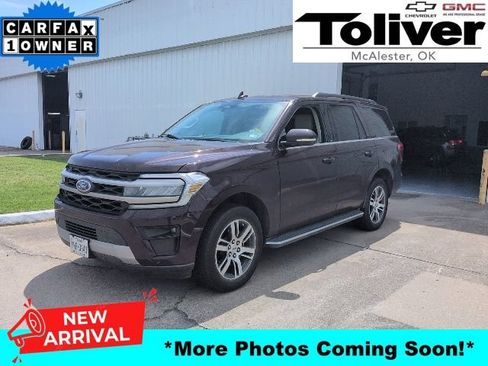 Used 2023 Ford Expedition XLT RWD image 1