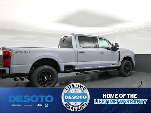 New 2026 Ford F350 Lariat w/ Black Appearance Package image 8